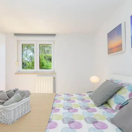 Dragonja Appartement *