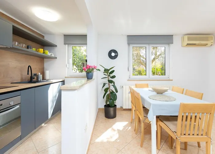 Dragonja Lejlighed *